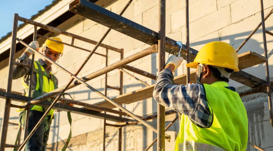 Professional fairlawn roofing services in Cecil, WI